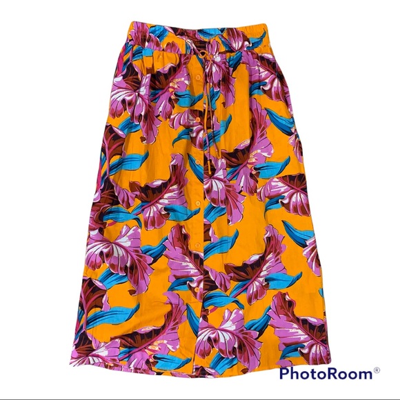 ASOS Midi Skirt Button Through in Floral Print - Picture 1 of 7